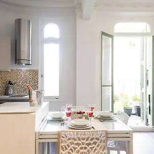 https://appartement-massena.fr-provencehotel.com