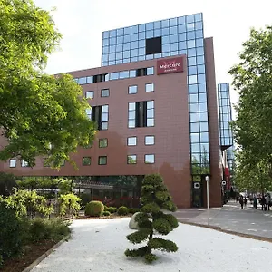 4* Hotel Mercure Centre Compans